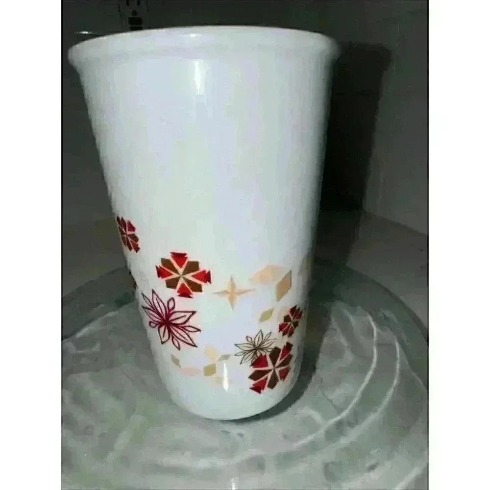 Starbucks Coffee Mug Cup Christmas Holiday 12 oz 345 ml Red Snowflakes